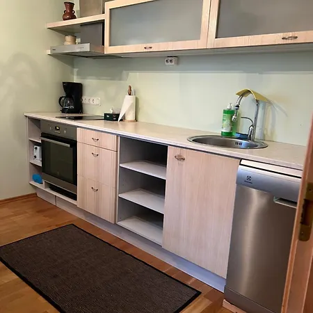 Pilli Apartment *